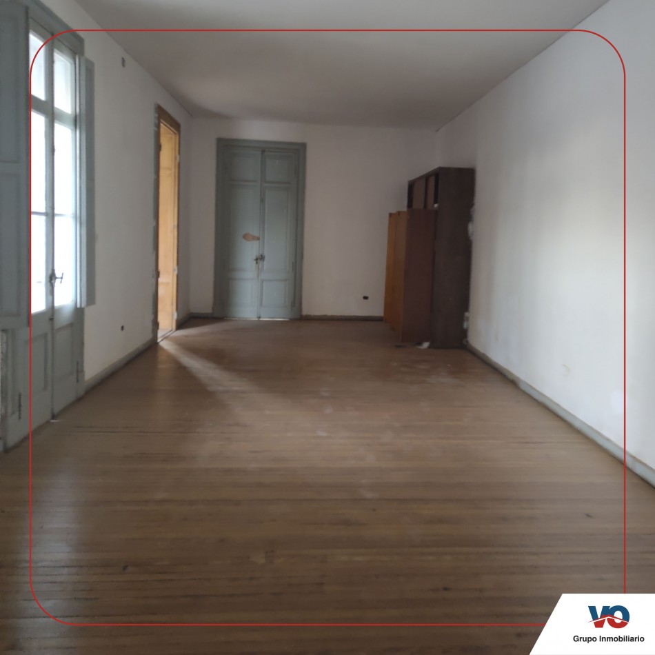 ALQUILO OFICINAS EN LA PEATONAL SAN MARTIN AL 750, PARANA - En Reparacion y Mantenimiento, se entrega en perfecto estado ( Ex Oficinas de Comercio Exterior)