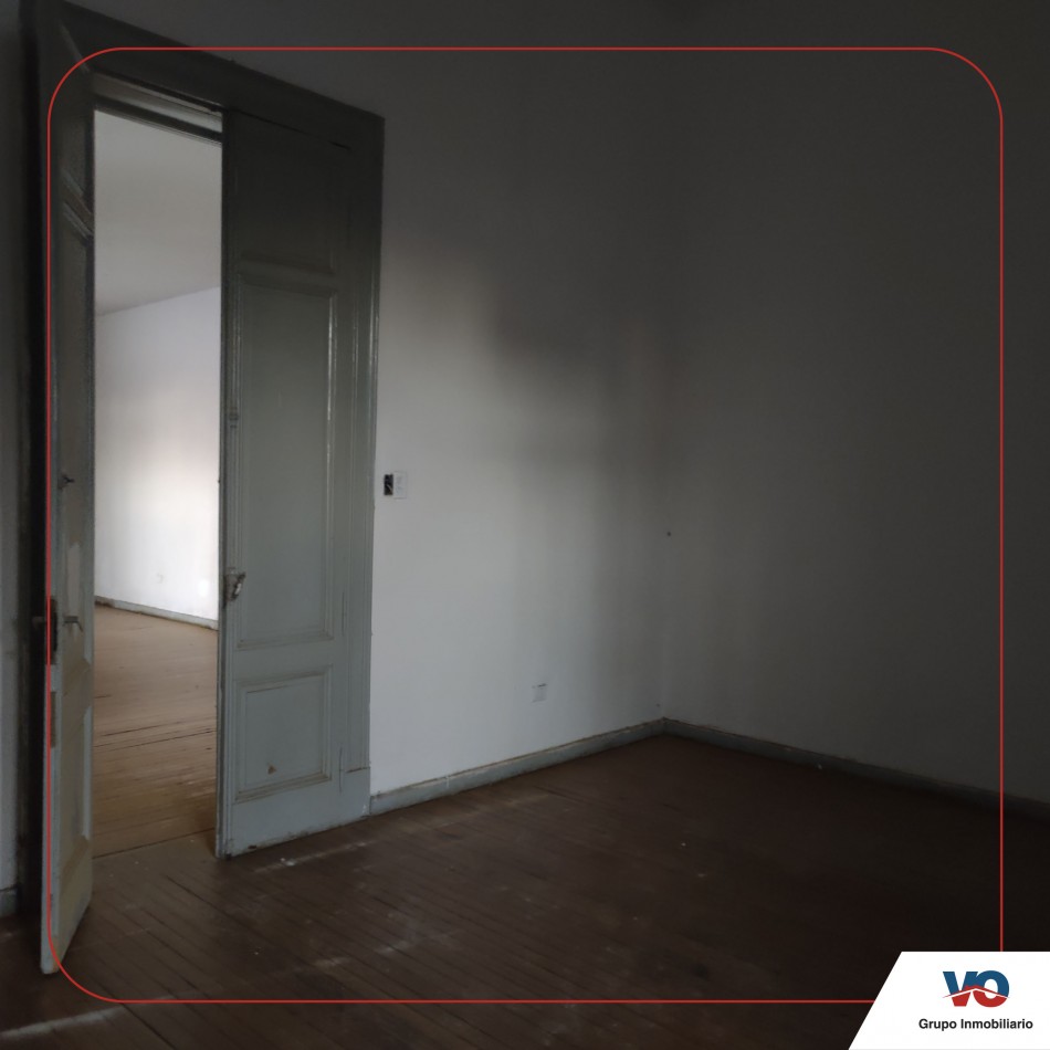 ALQUILO OFICINAS EN LA PEATONAL SAN MARTIN AL 750, PARANA - En Reparacion y Mantenimiento, se entrega en perfecto estado ( Ex Oficinas de Comercio Exterior)