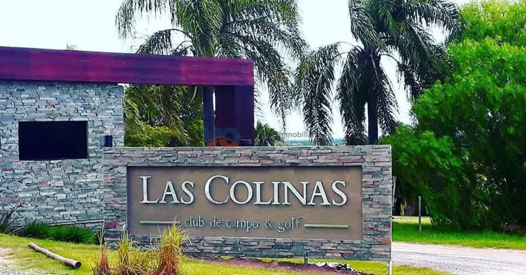 VENDO EXCELENTE TERRENO EN LAS COLINAS GOLF HOUSE - PARANA-  Superficie:880 Mts2
