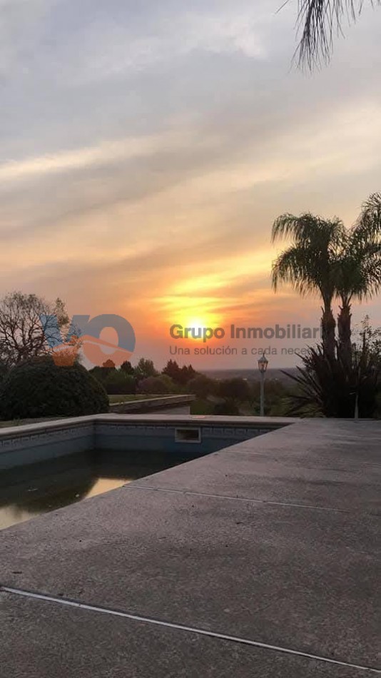 VENDO EXCELENTE TERRENO EN LAS COLINAS GOLF HOUSE - PARANA-  Superficie:880 Mts2